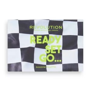 NWT Revolution Ready set go eyeshadow palette